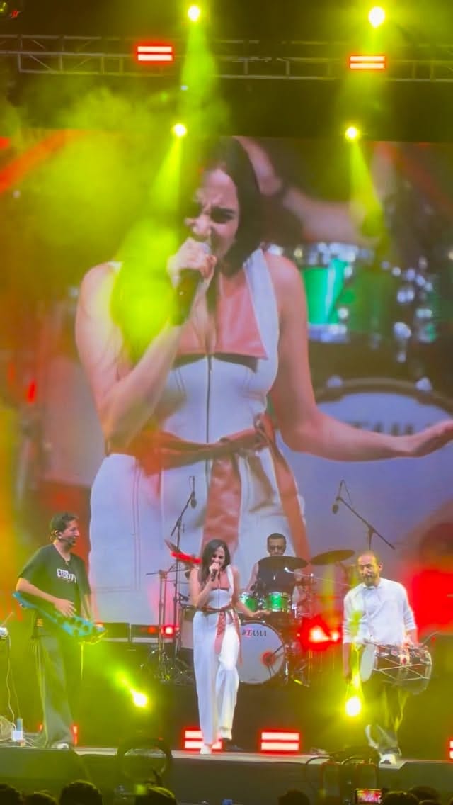 Post 9 by Kavya Limaye on Instagram (video)