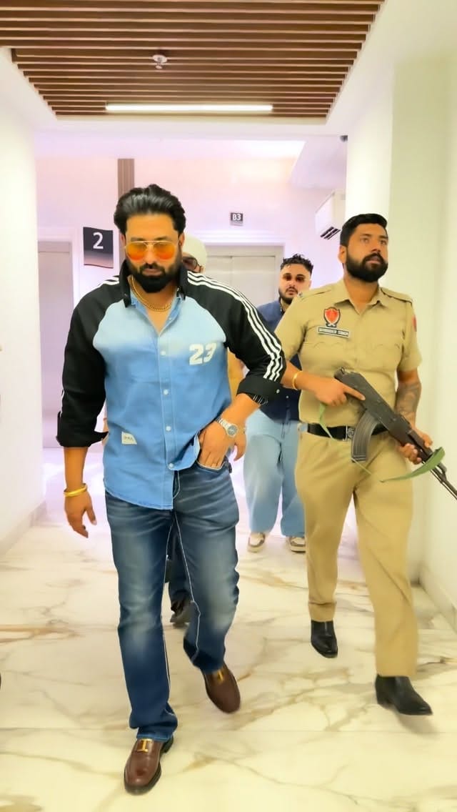 Post 4 by Harsimran King on Instagram (video)