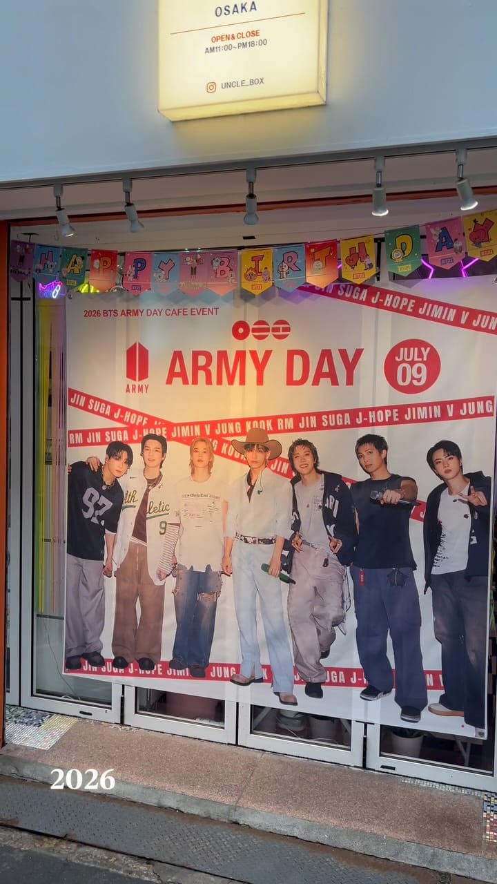 Post 1 by kpop cafe unclebox_osaka on Instagram (video)