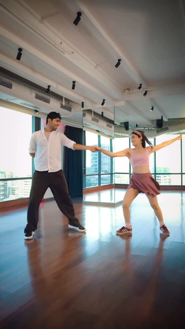 Post 10 by Prateek Aneja on Instagram (video)