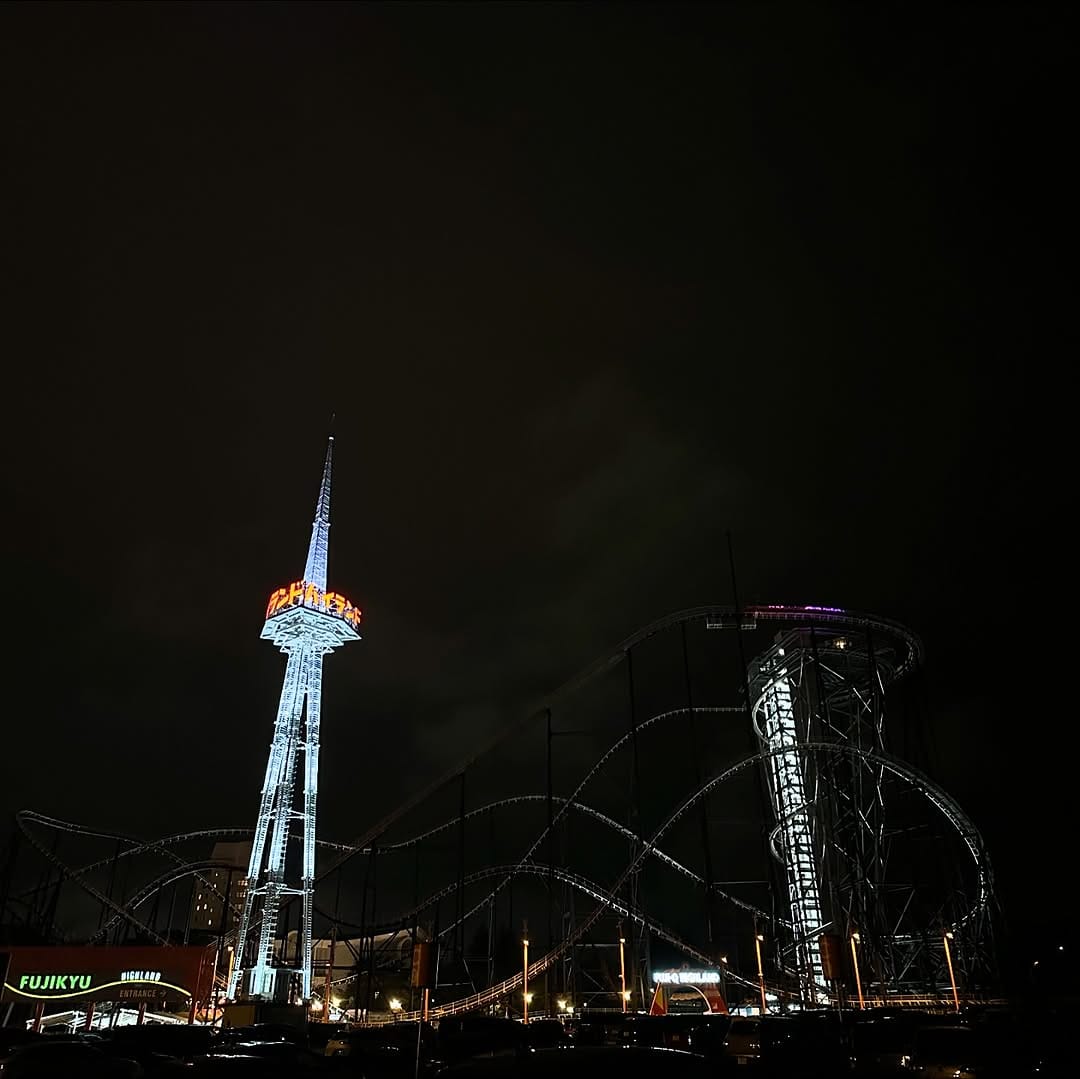 Post 8 by Mark West マーク・西 on Instagram (carousel)