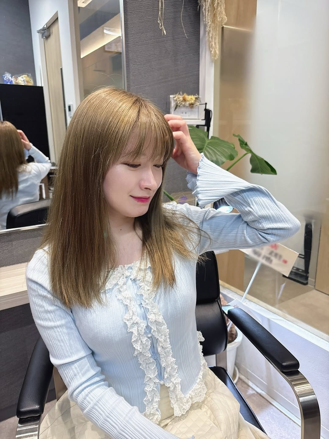 Post 5 by 岸本美咲｜Misaki Kishimoto ｜Sax on Instagram (carousel)
