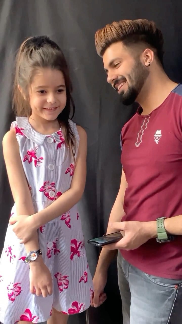 Post 2 by Ankur Dua on Instagram (video)