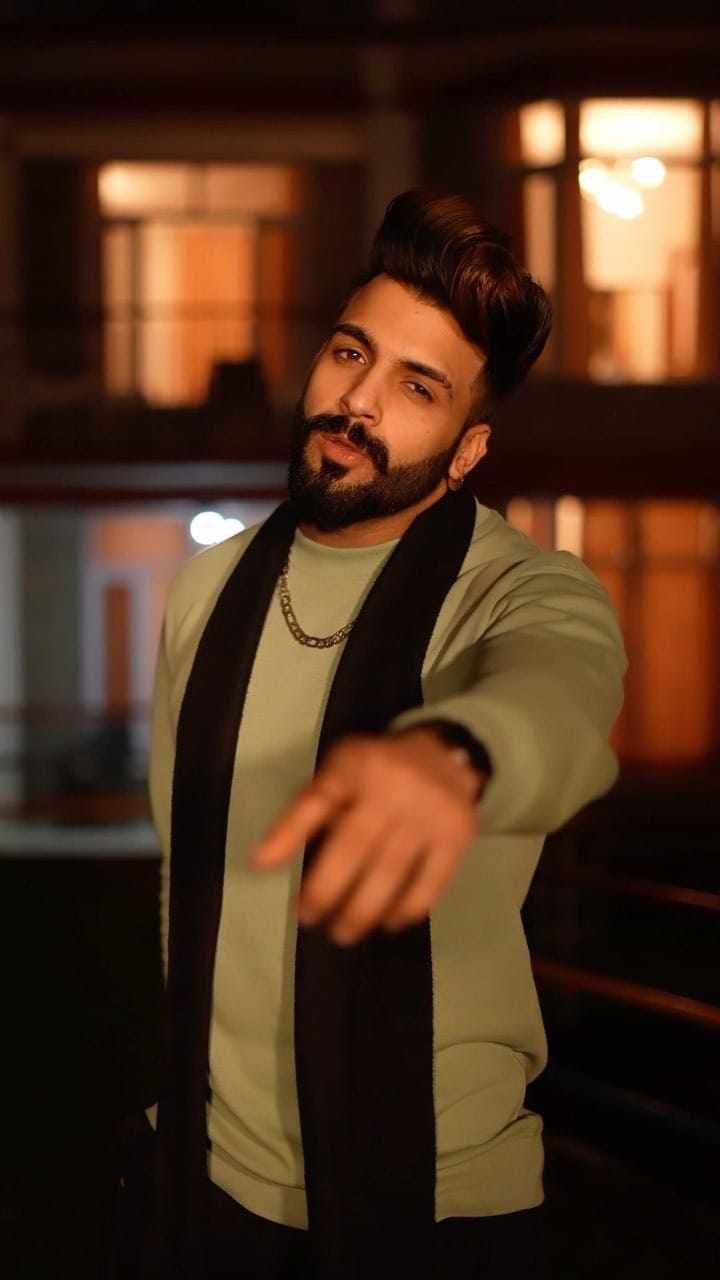 Post 5 by Ankur Dua on Instagram (video)