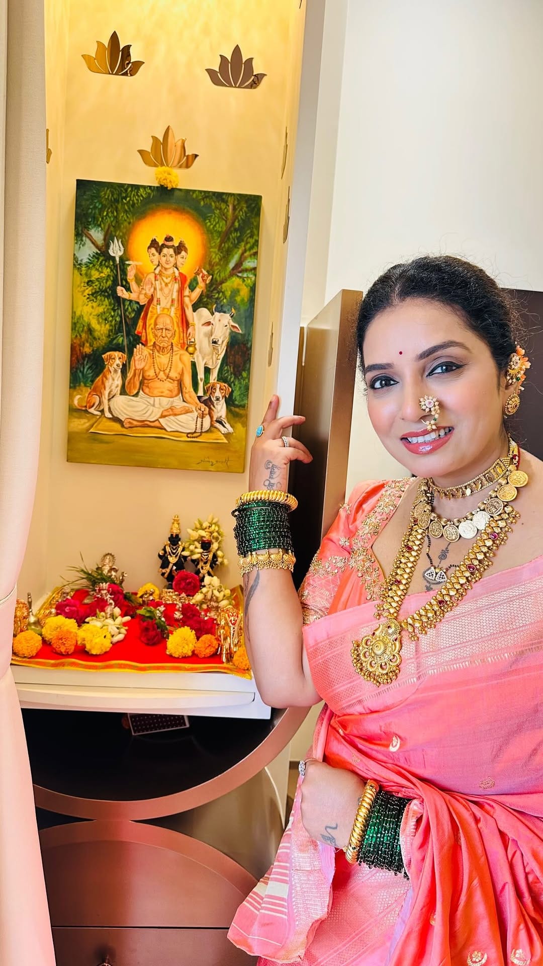 Post 5 by Amruta Mulye on Instagram (video)
