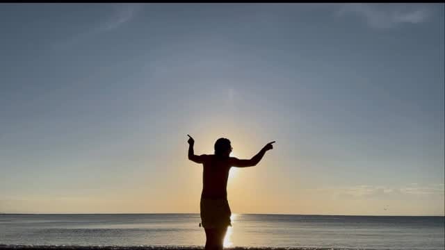 Post 6 by Willy Bish on Instagram (video)