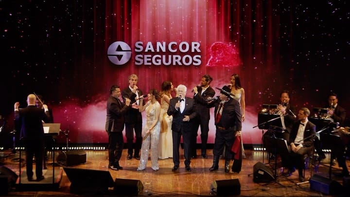 Post 3 by Delfina Oliver on Instagram (video)