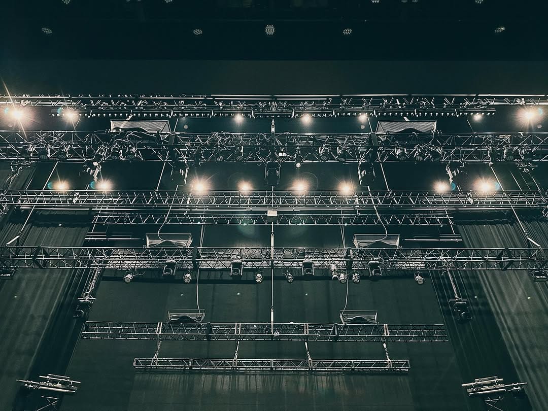 Post 7 by DIR EN GREY on Instagram (image)