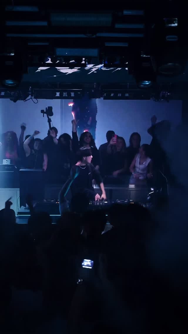 Post 1 by 𝓚𝓲𝔂𝓸𝓽𝓸 on Instagram (video)