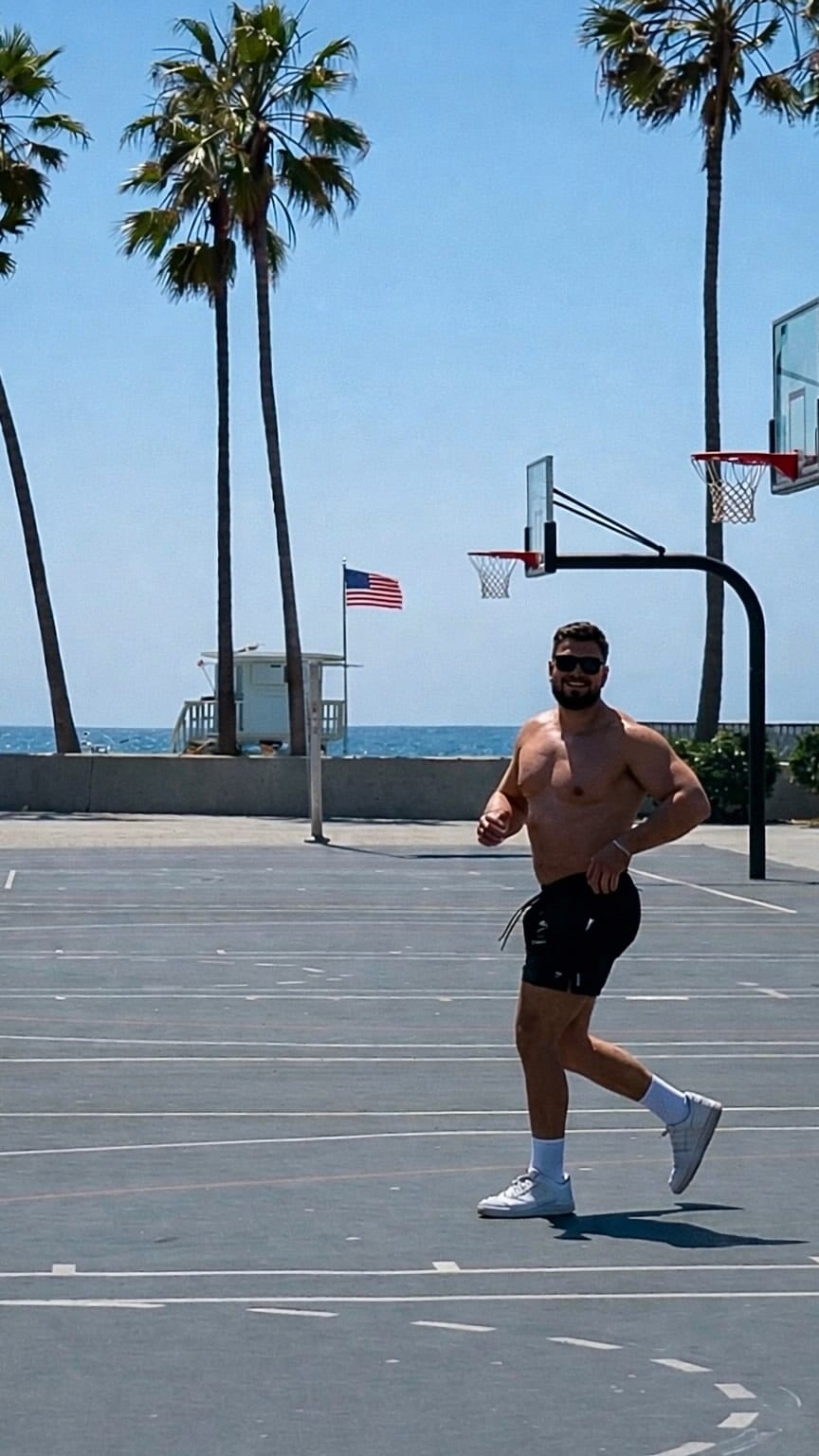 Post 5 by 𝐅𝐈𝐋𝐈𝐏𝐏𝐎 𝐋𝐄𝐍𝐎𝐂𝐈 on Instagram (video)