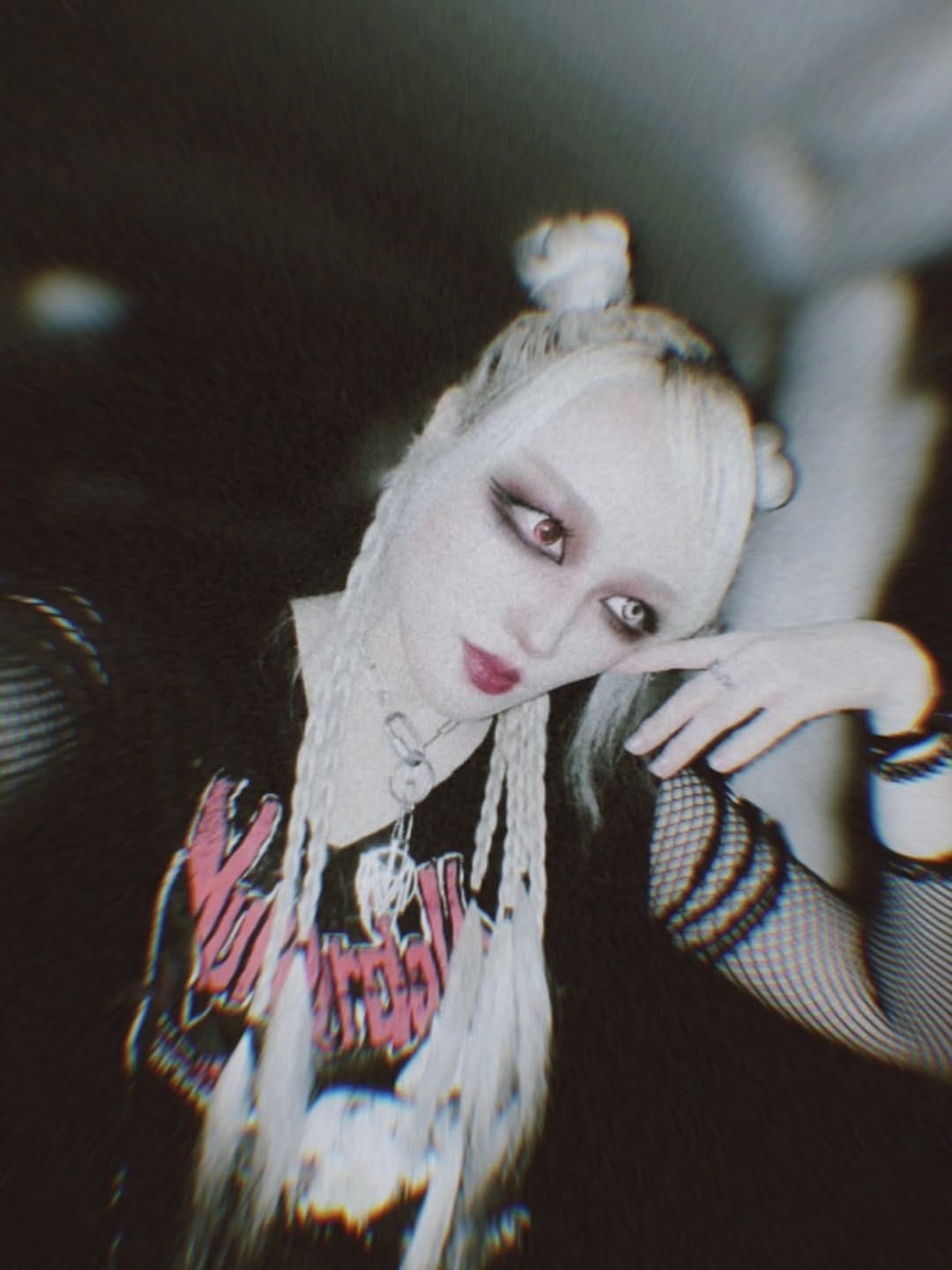 Post 6 by 🩷Lisa13🩷義手ギタリスト/one handed guitar player on Instagram (carousel)