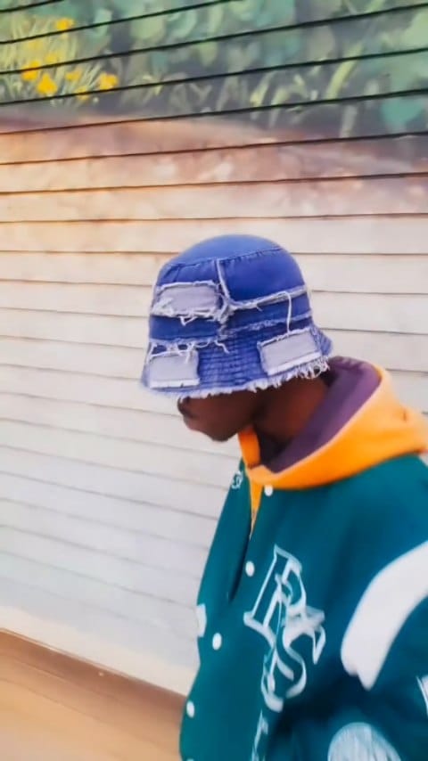 Post 10 by uKAPTENI on Instagram (video)