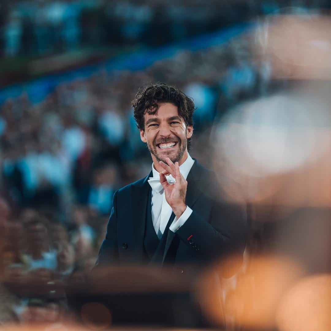Post 4 by Lorenzo viotti on Instagram (carousel)