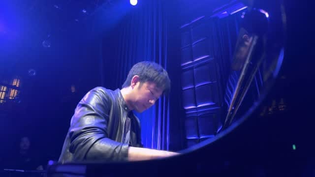 Post 10 by Takahiro Izumikawa on Instagram (video)