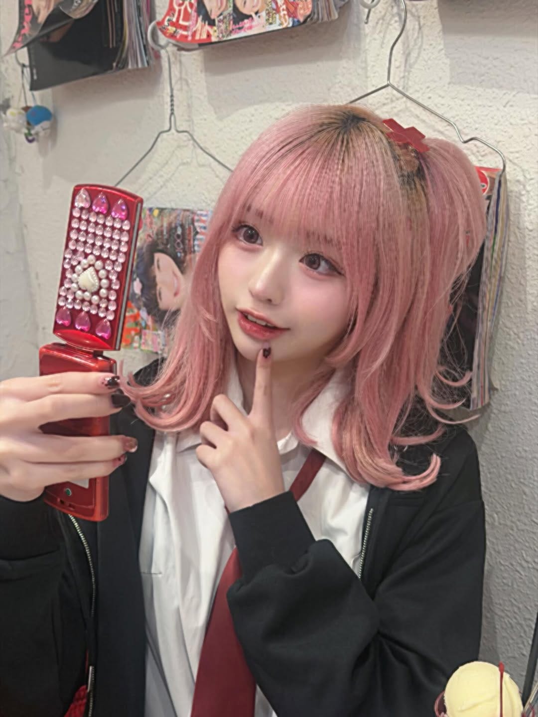 Post 8 by 月なぎさ #よーよーよー on Instagram (carousel)
