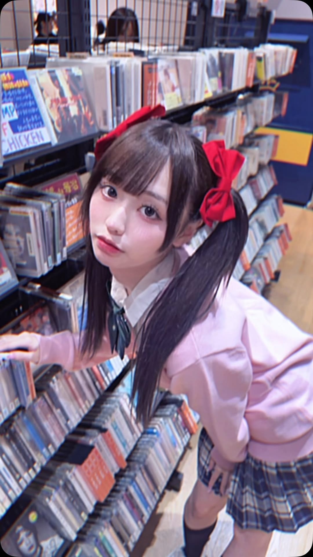 Post 2 by 月なぎさ #よーよーよー on Instagram (video)