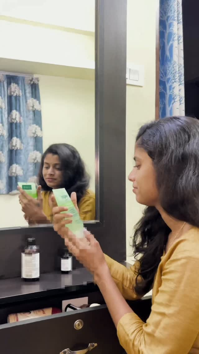 Post 1 by Siri_Siri❤️ on Instagram (video)