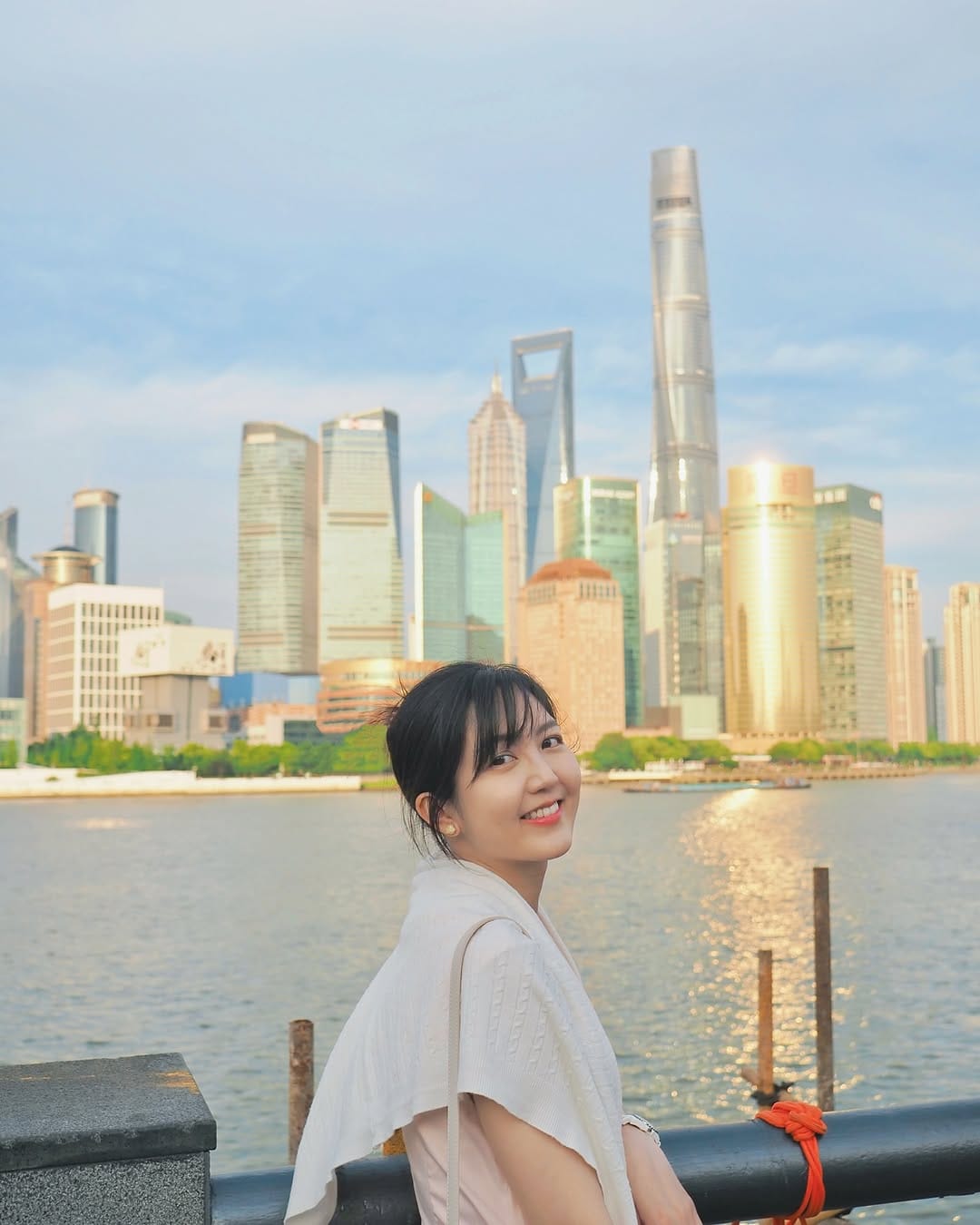 Post 8 by 黃小玫 𝐒𝐀𝐍𝐃𝐘 𝐇𝐗𝐌 on Instagram (carousel)