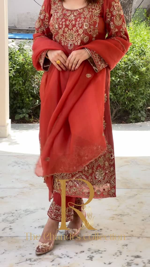 Post 7 by Chandi’s / ਚੰਦੀ collection on Instagram (video)