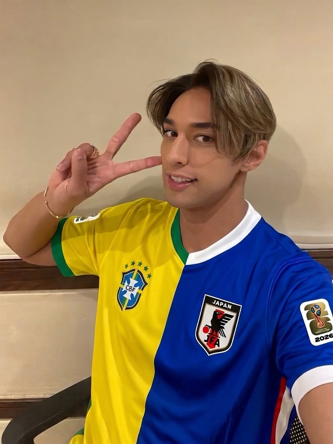 Post 1 by 當間ローズ　touma rose on Instagram (image)