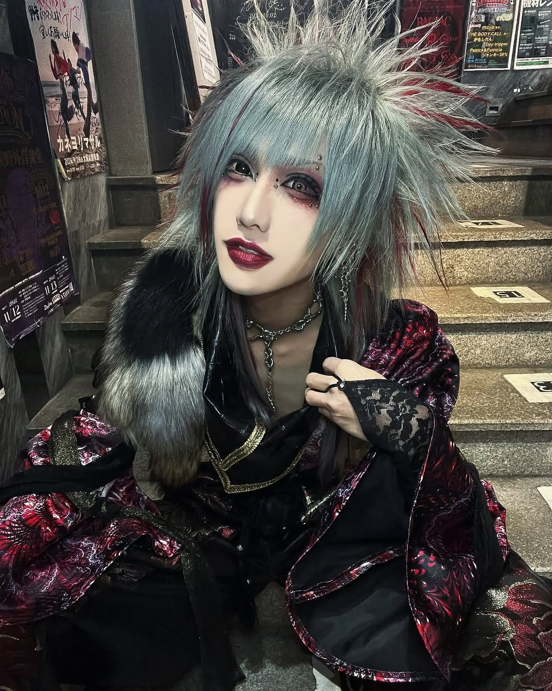 Post 10 by 透明少女 kosuke on Instagram (image)