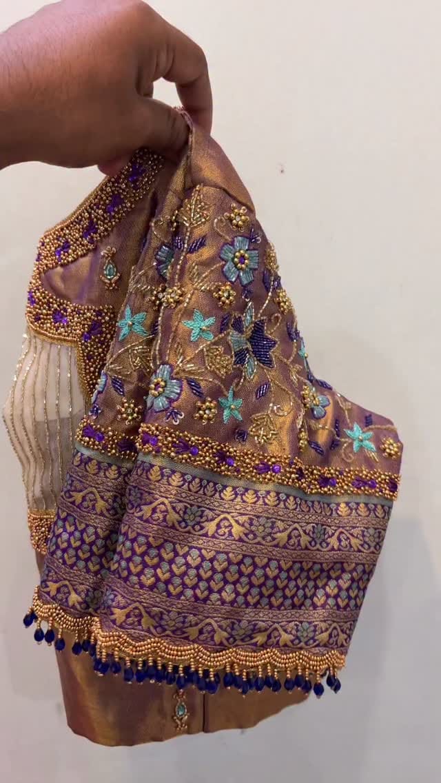 Post 4 by Hema Abi designer on Instagram (video)