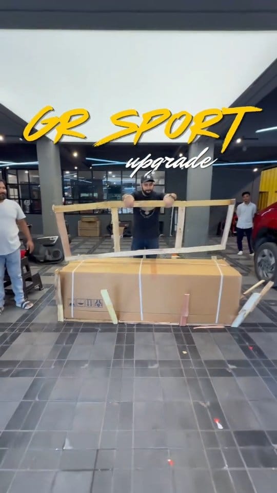 Post 4 by WRAP N SHINE on Instagram (video)