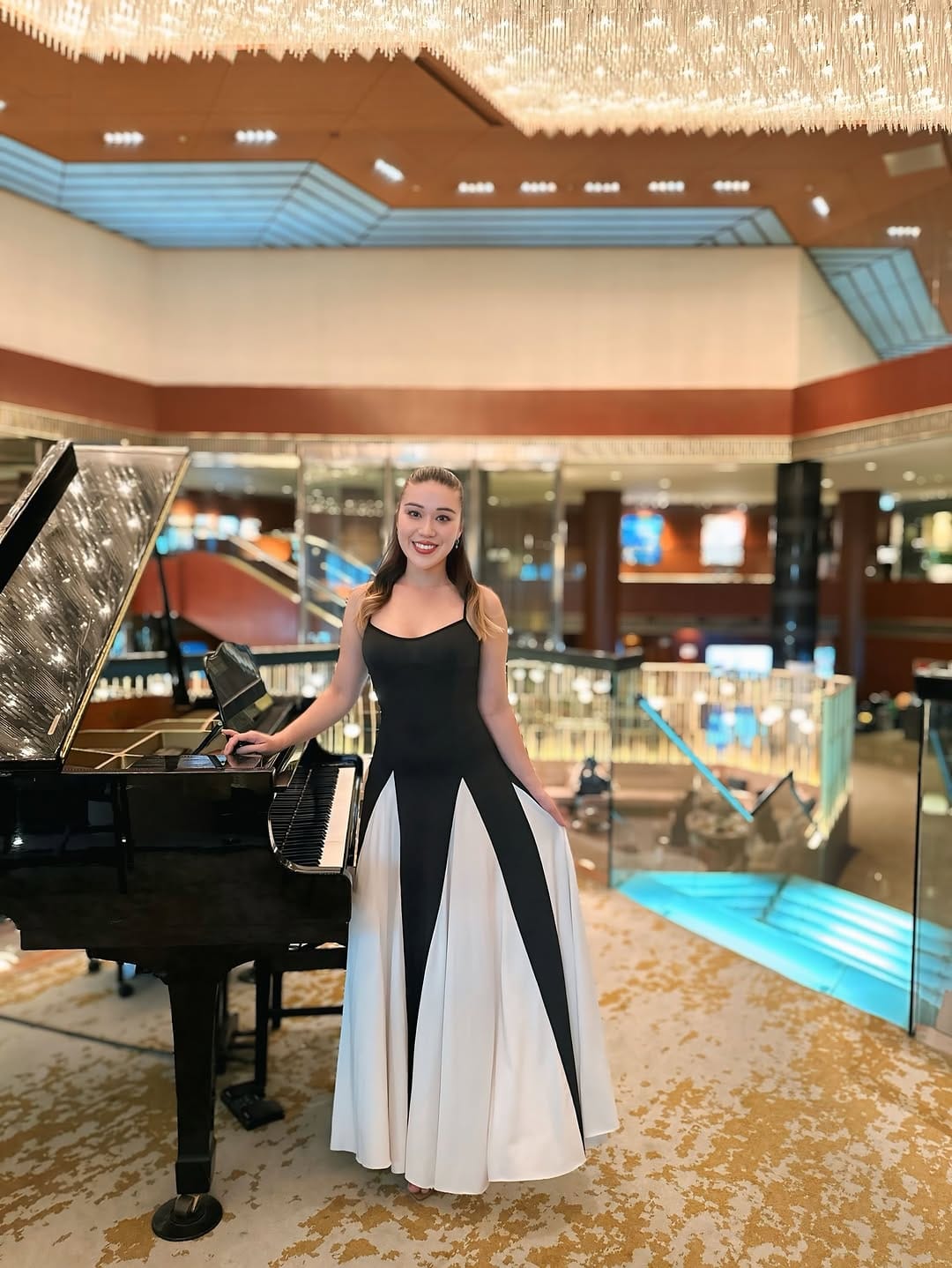 Post 9 by Suzuka｜Pianist on Instagram (carousel)