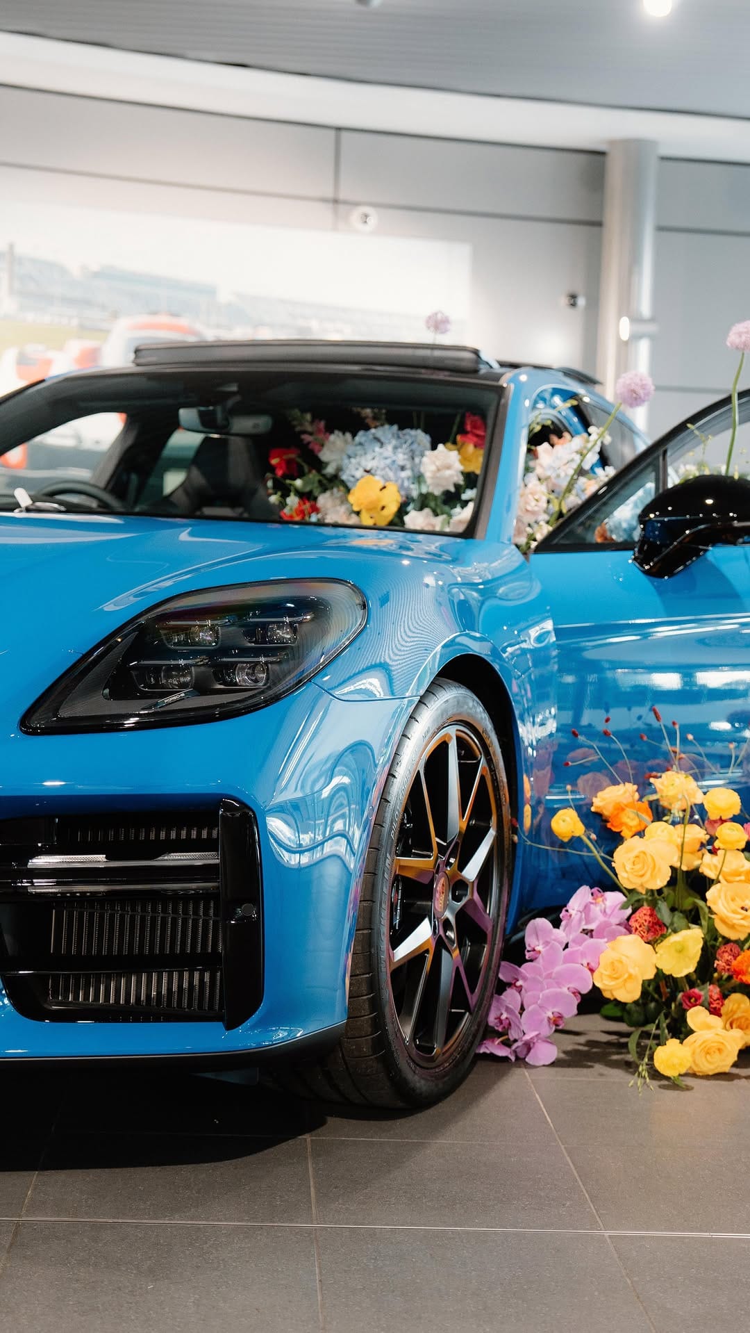 Post 10 by Porsche Centre Glasgow on Instagram (video)