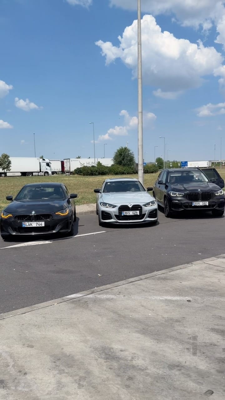 Post 8 by BMW Club Moldova on Instagram (video)