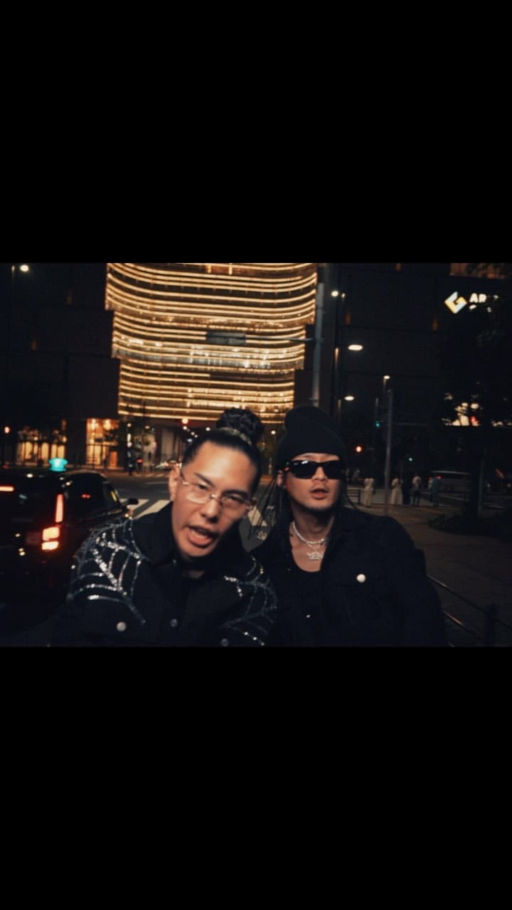 Post 10 by Petz on Instagram (video)