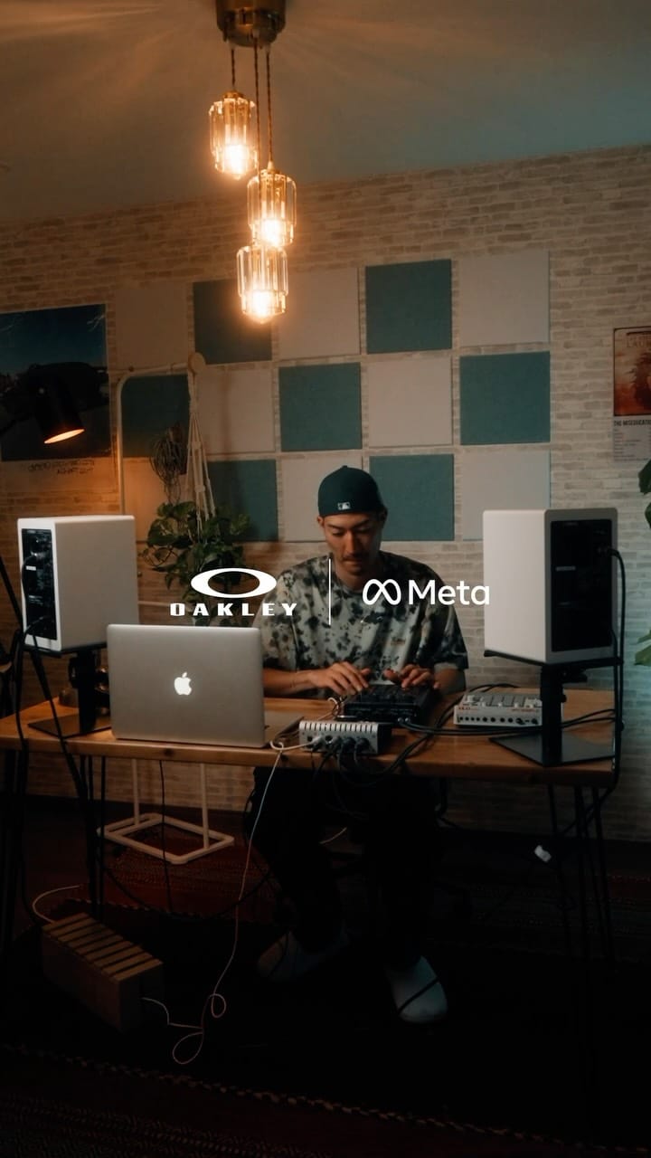 Post 3 by BIG-8 on Instagram (video)
