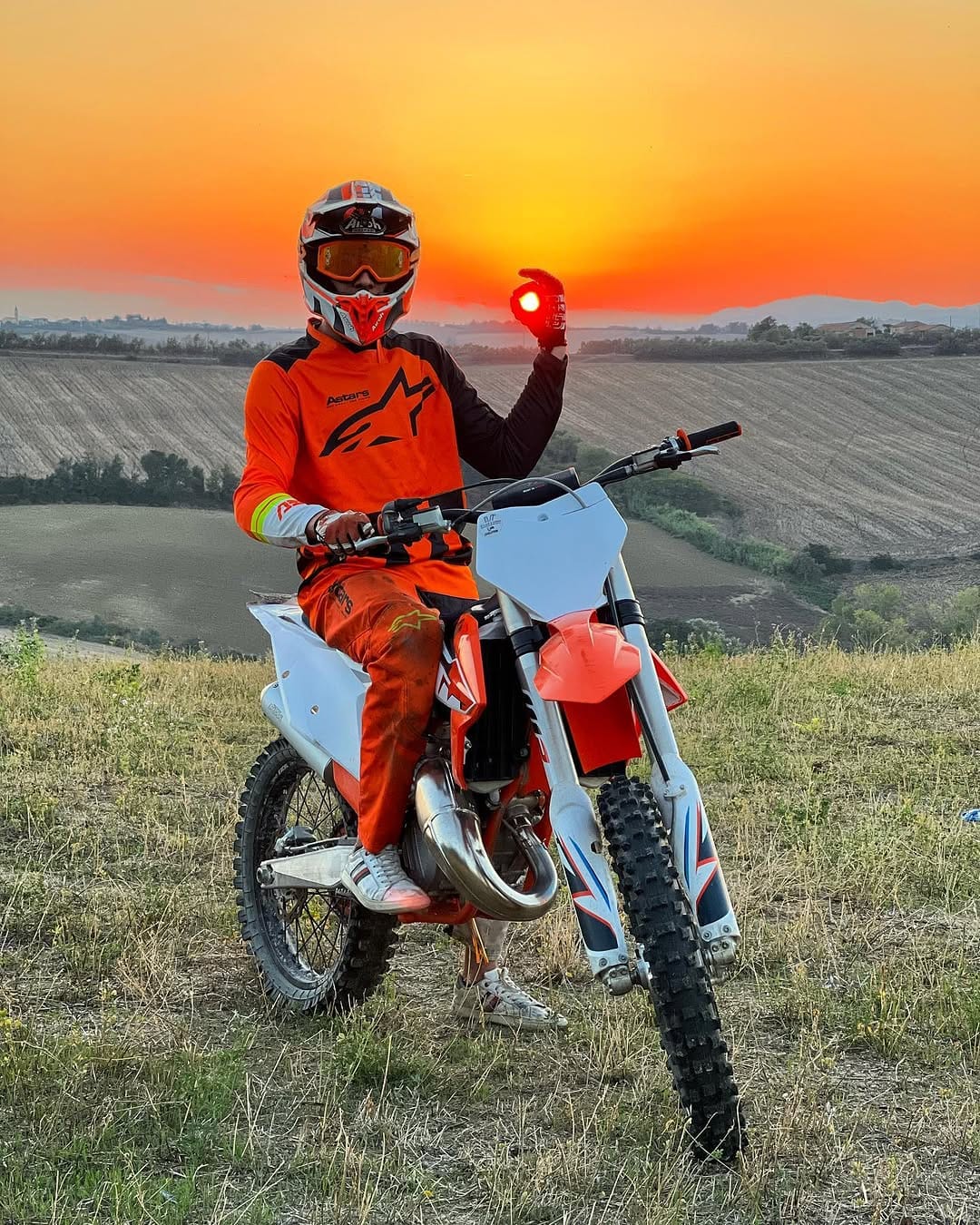 Post 10 by PIT🥕SUPERMOTO on Instagram (image)
