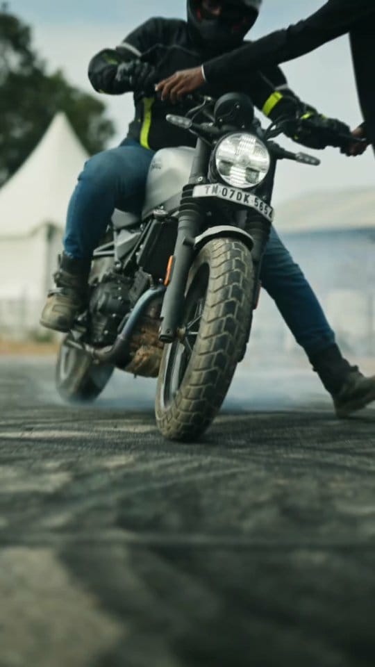 Post 4 by SVBZ × CHENNAIBULLS on Instagram (video)