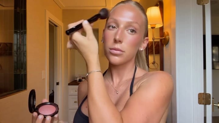 Post 6 by AnnaGray Williams on Instagram (video)