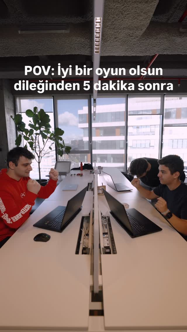 Post 7 by HyperX Türkiye on Instagram (video)