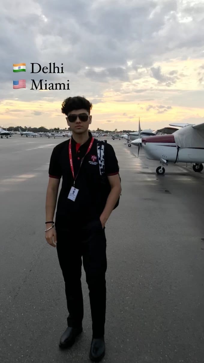 Post 6 by ✈️🏎 AADITYA BHATNAGAR 🌶 on Instagram (video)