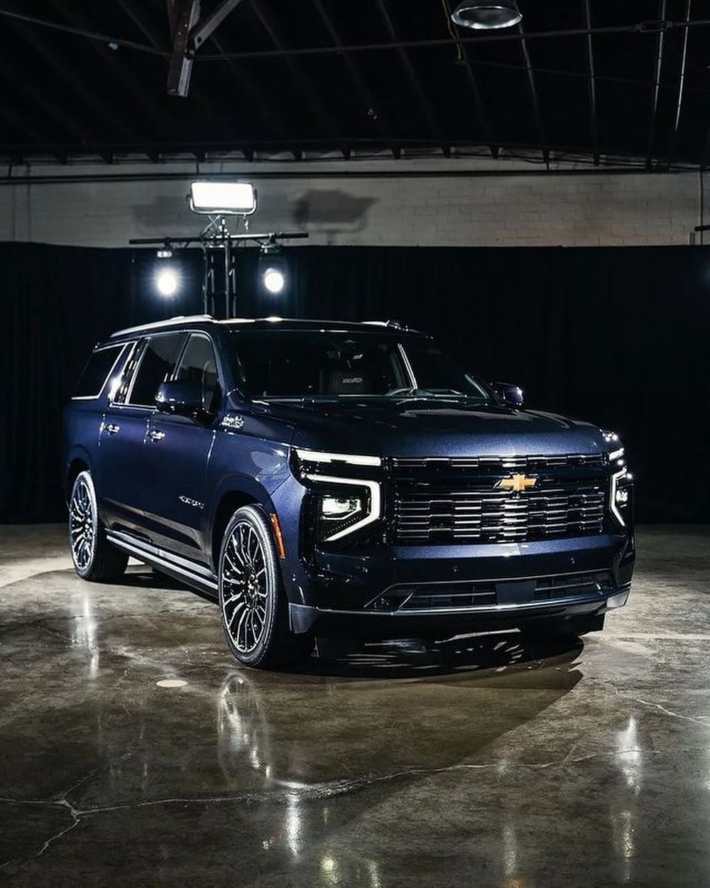 Post 2 by The SUV Culture™ on Instagram (carousel)