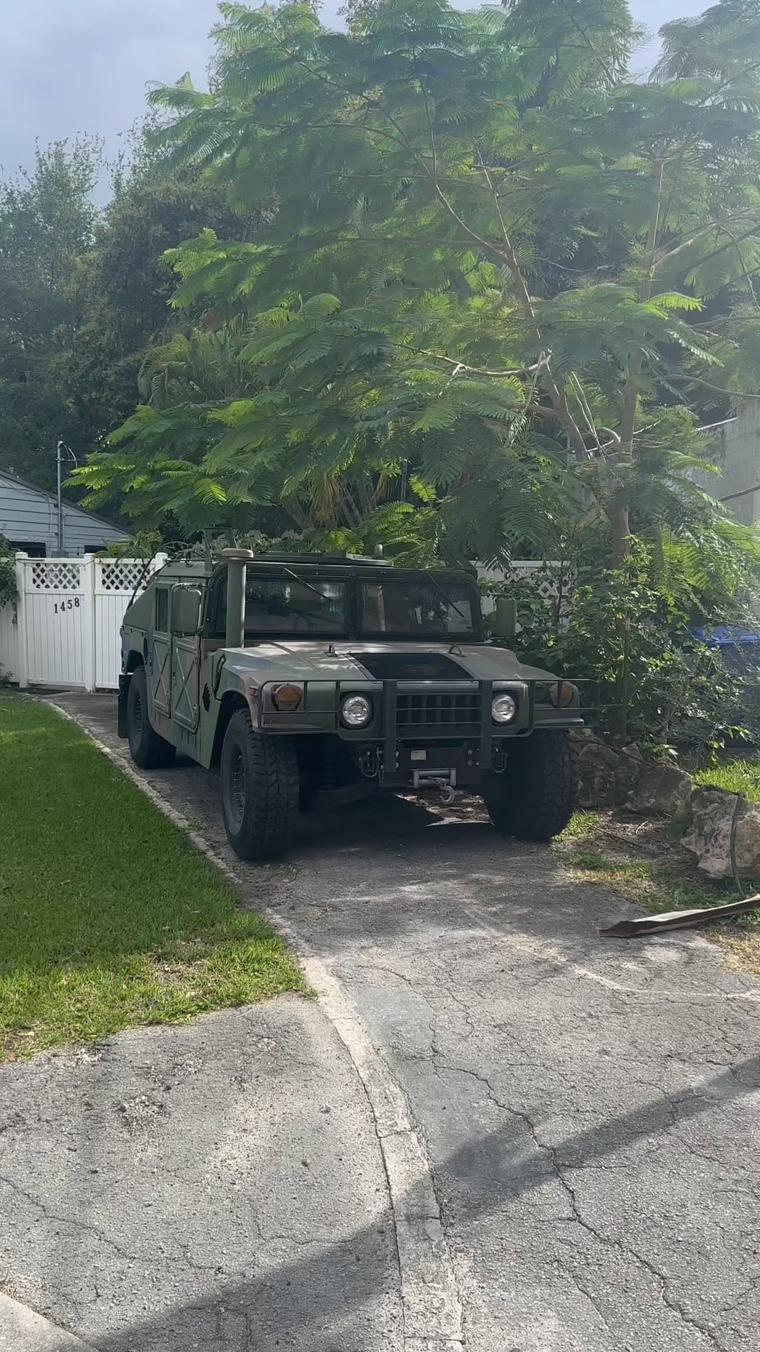 Post 6 by The SUV Culture™ on Instagram (video)