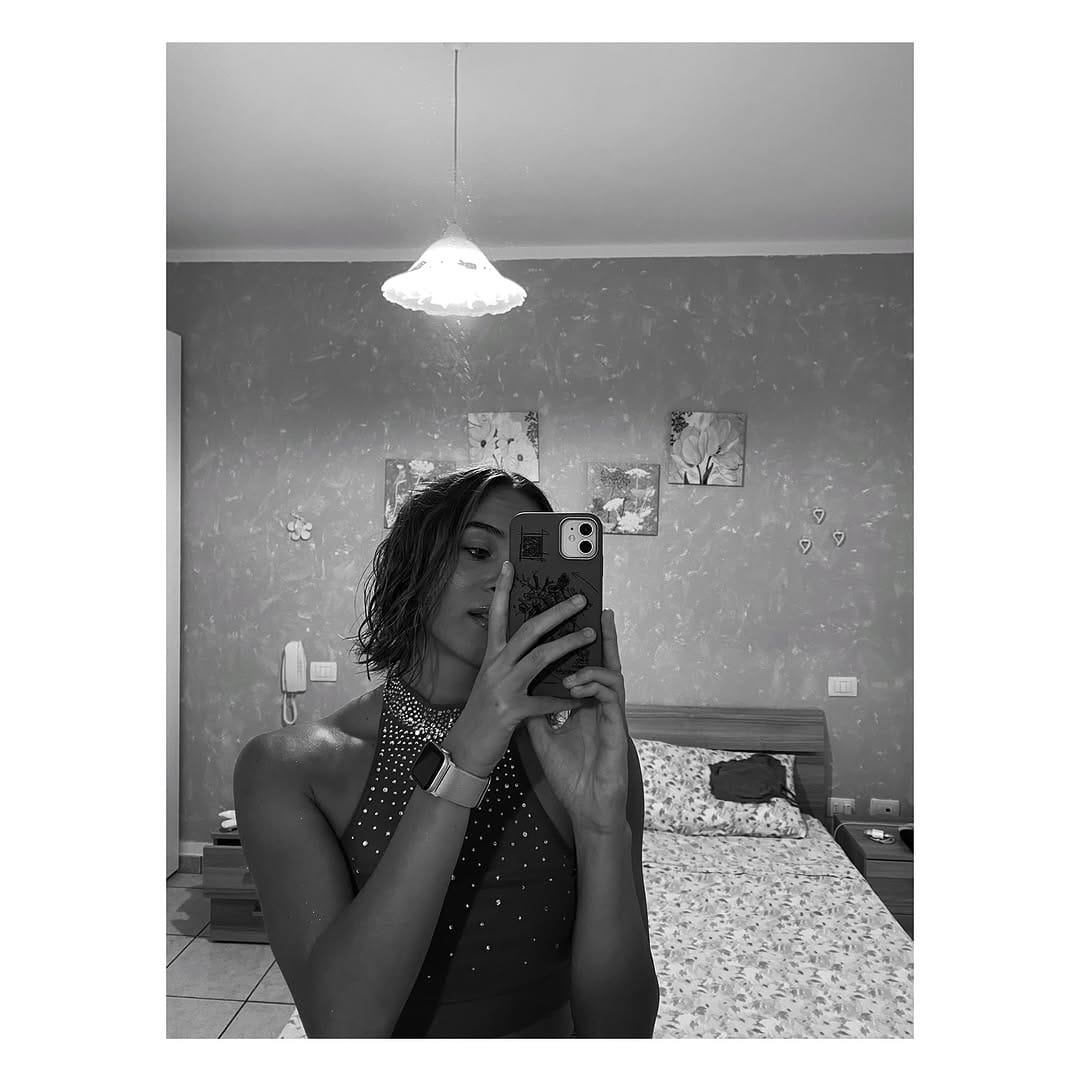 Post 9 by Rosa Vairo🥀 on Instagram (carousel)