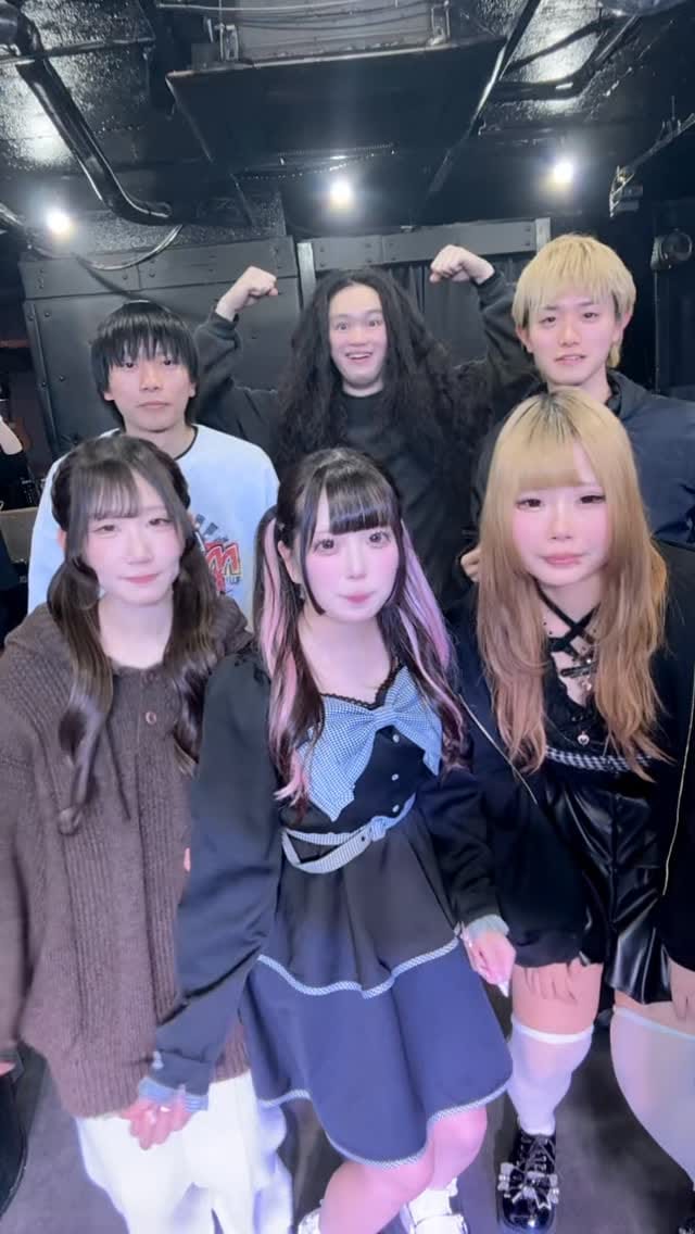 Post 6 by さめさめバンド on Instagram (video)