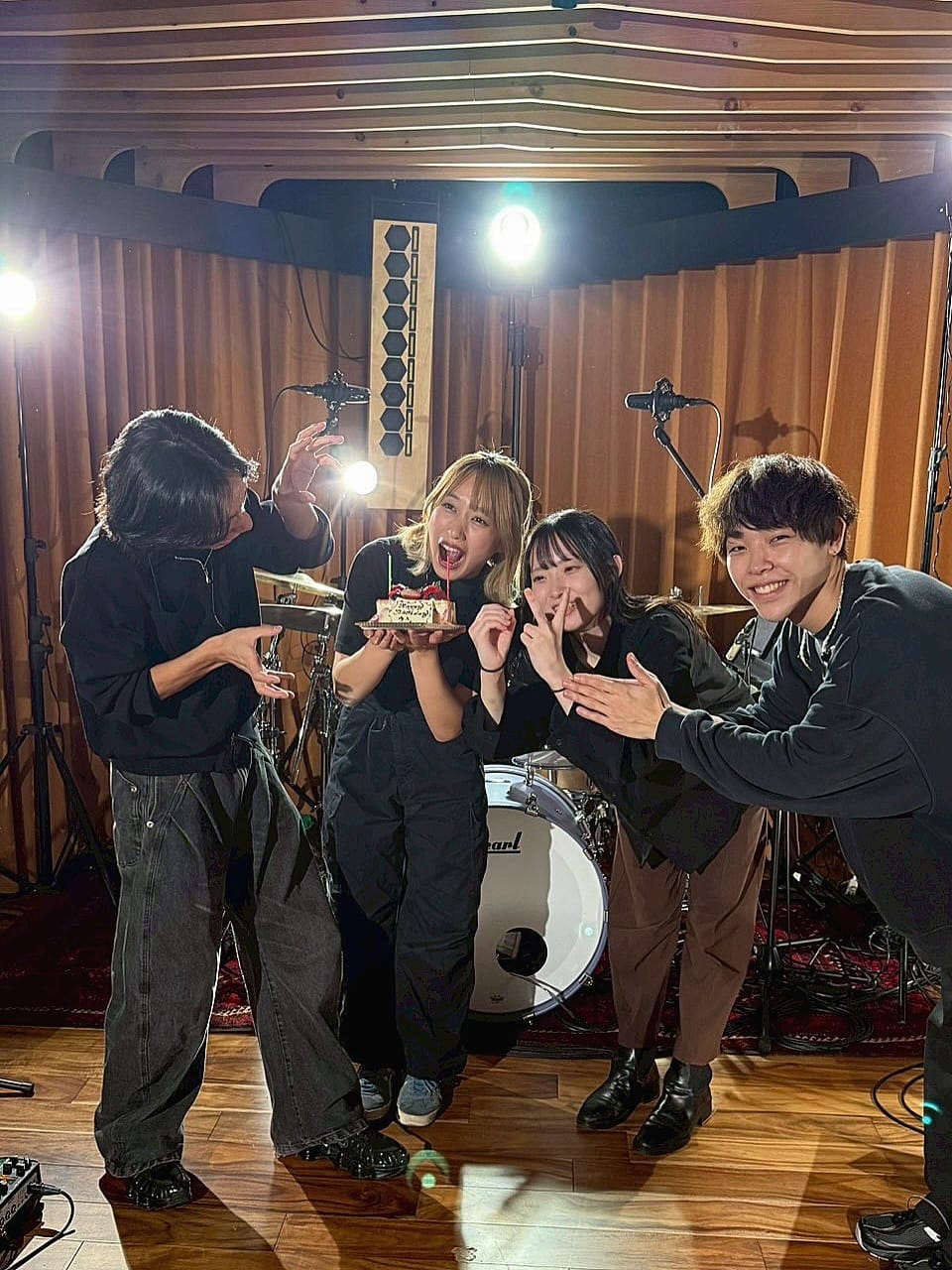 Post 6 by りみみらいら / RIMIMIRAIRA on Instagram (carousel)