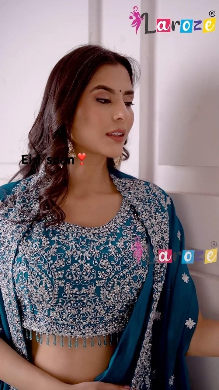 Post 10 by LAROZE CREATION _BY_CHAND on Instagram (video)
