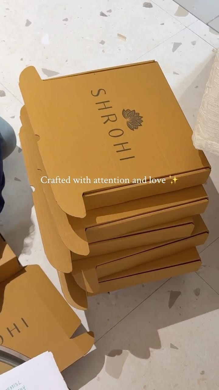 Post 6 by Shruti Jain | Designer | Stylist on Instagram (video)