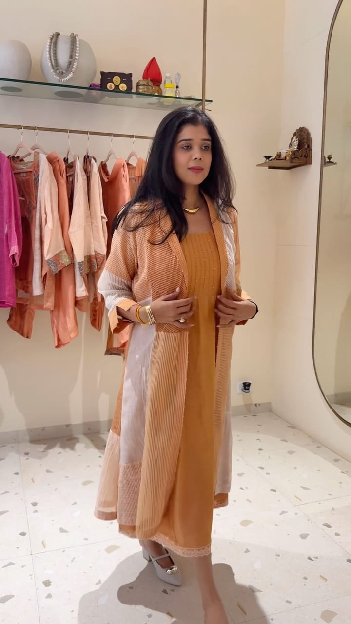 Post 3 by Shruti Jain | Designer | Stylist on Instagram (video)