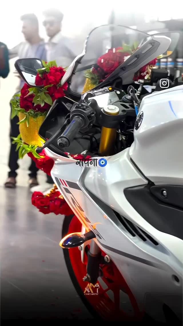 Post 3 by Yamaha Motor Showroom - Ratlam Motors on Instagram (video)