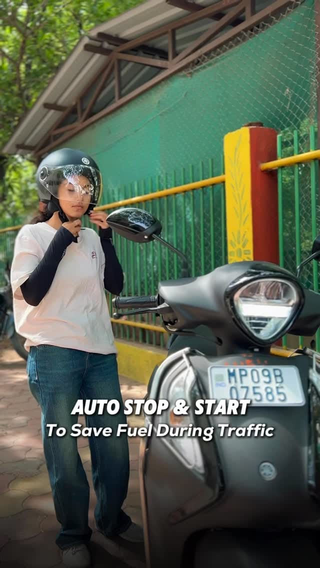 Post 7 by Yamaha Motor Showroom - Ratlam Motors on Instagram (video)