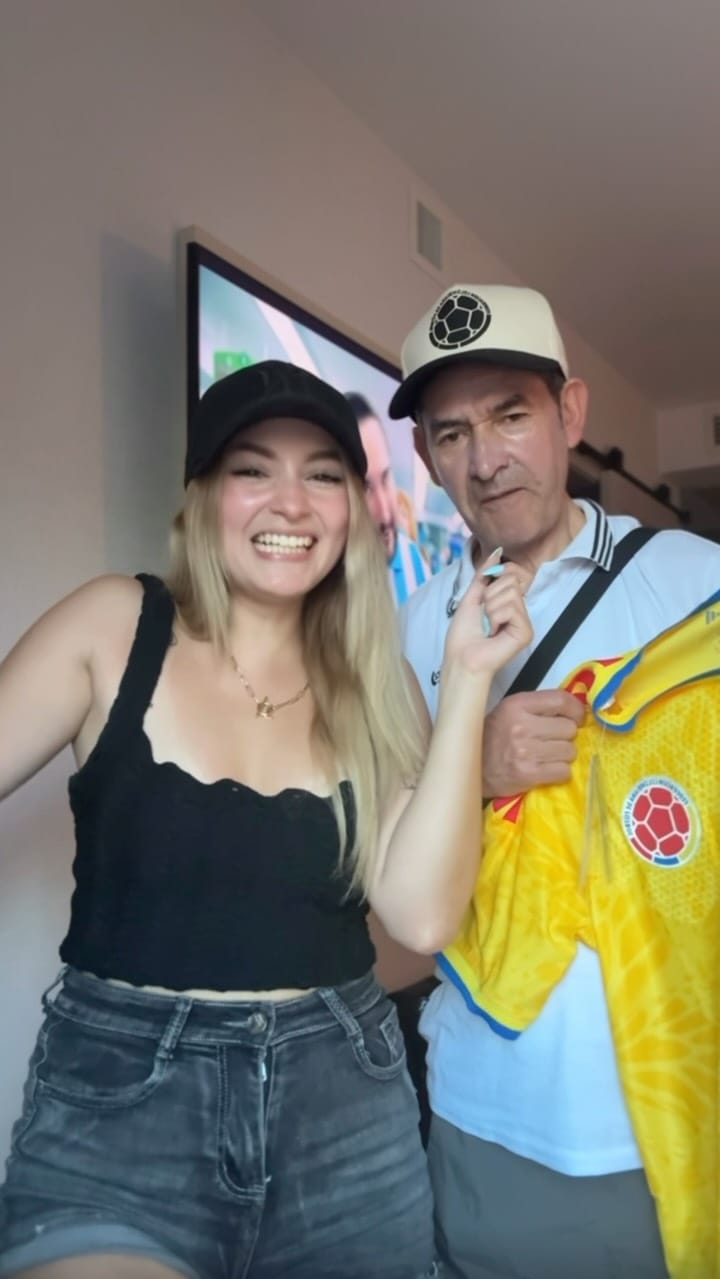 Post 2 by Laura Lozano on Instagram (video)