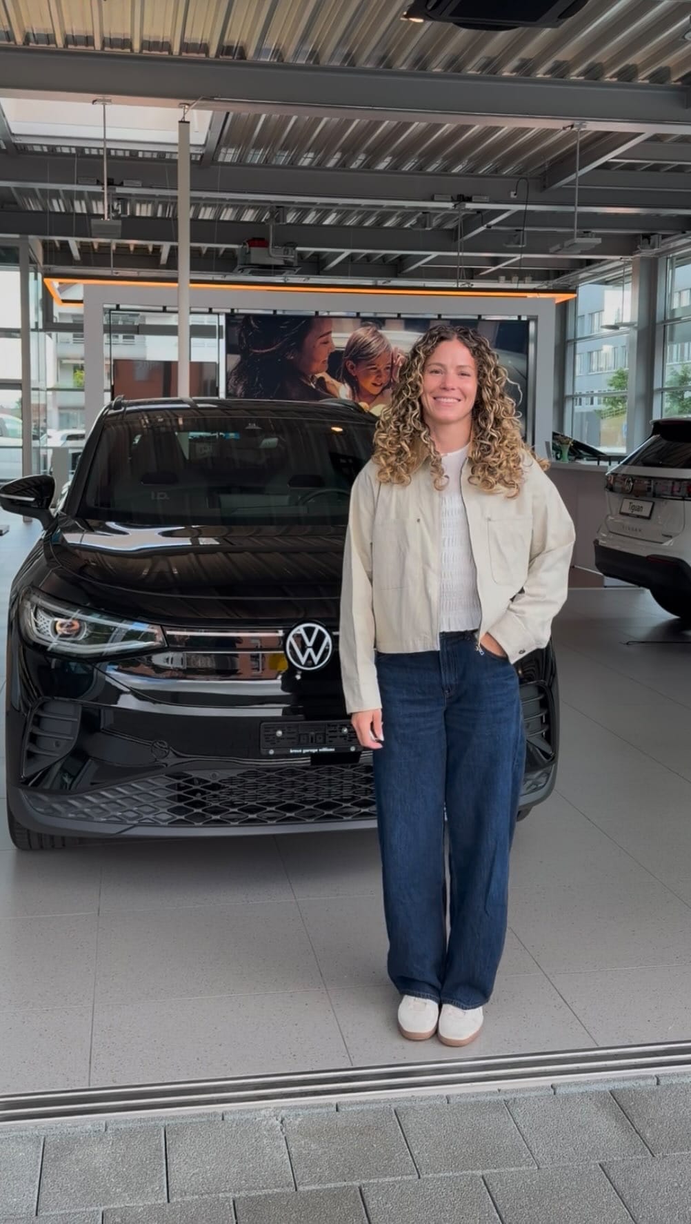 Post 6 by VW Switzerland on Instagram (video)
