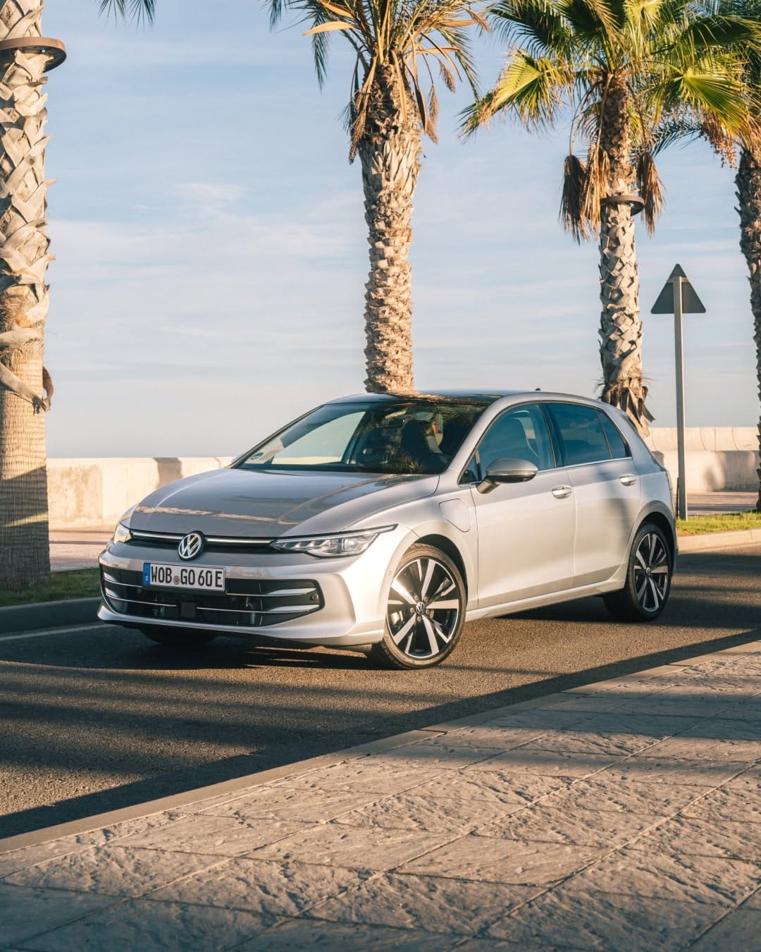 Post 8 by VW Switzerland on Instagram (carousel)